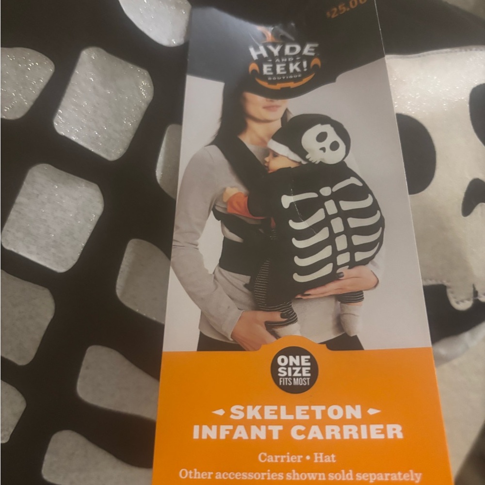 Skeleton costume